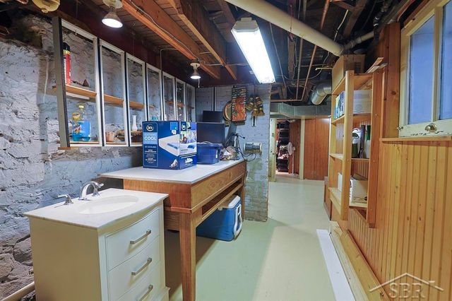 1600 5th Street, Bay City, MI 48708