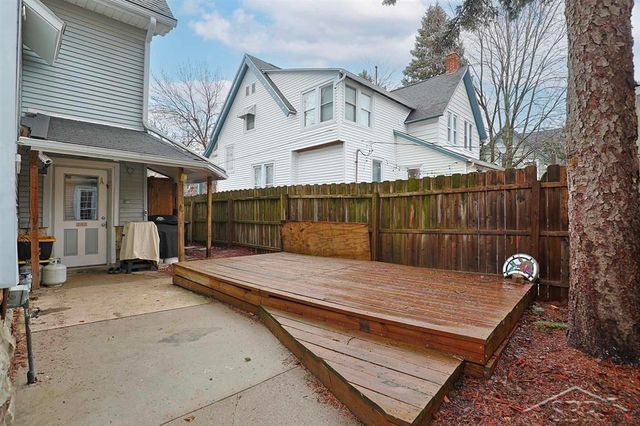 1600 5th Street, Bay City, MI 48708