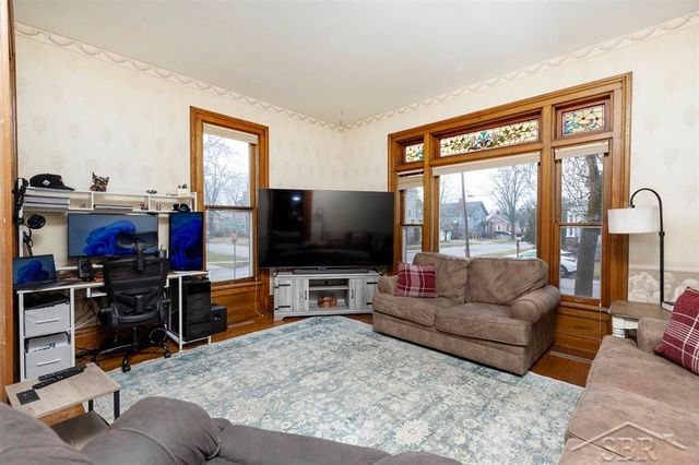 1600 5th Street, Bay City, MI 48708