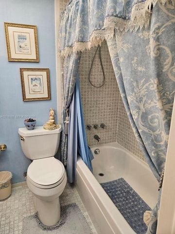 9420 W Flagler St 103, Miami, FL 33174