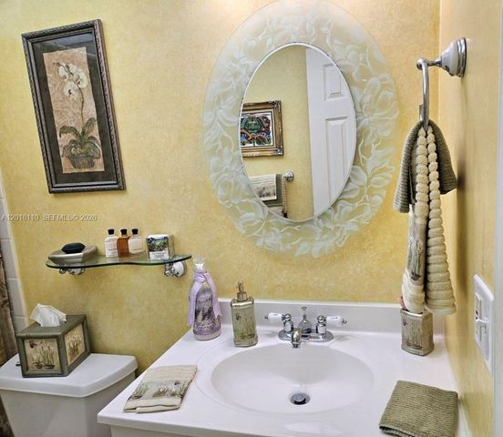 9420 W Flagler St 103, Miami, FL 33174
