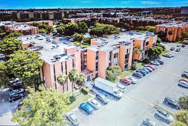 9420 W Flagler St 103, Miami, FL 33174