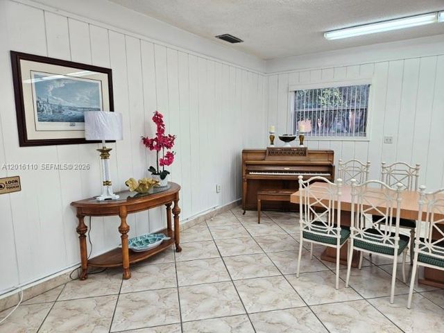 9420 W Flagler St 103, Miami, FL 33174