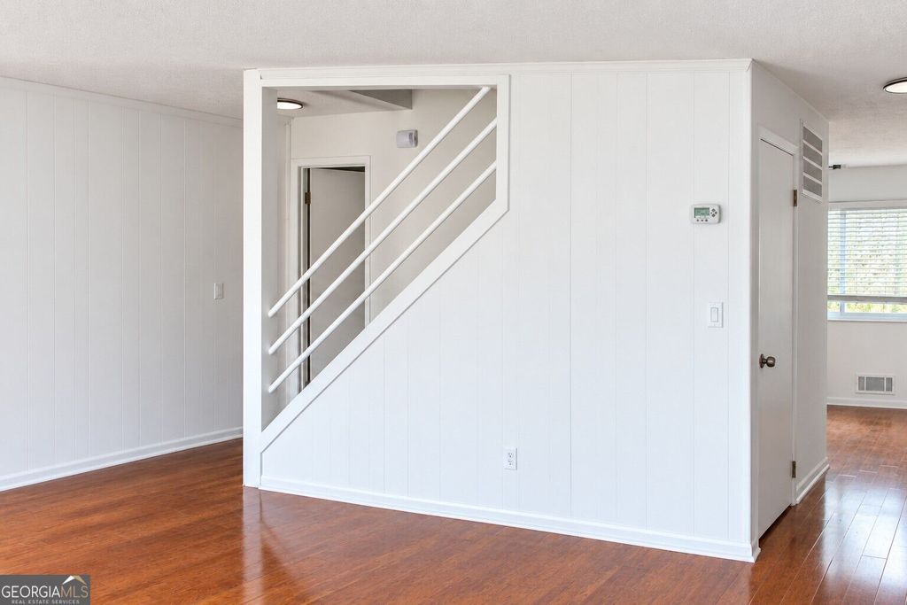 2412 Peachwood Circle NE, Atlanta, GA 30345 — photo 2