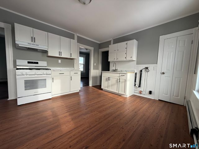 130 West Avenue 3, Stratford, CT 06615