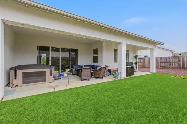 4691 Freesia Cir, Roseville, CA 95747