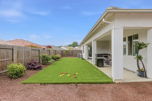 4691 Freesia Cir, Roseville, CA 95747