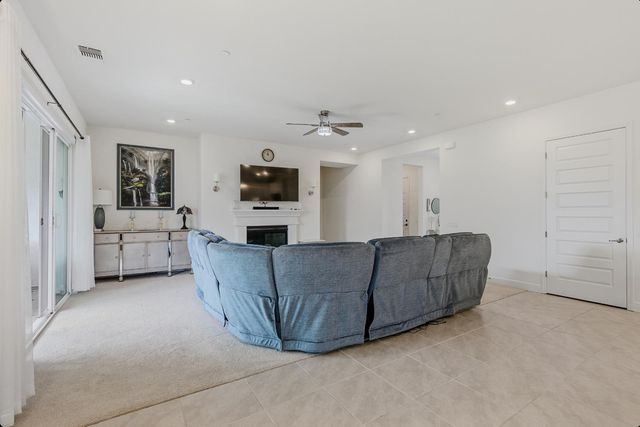 4691 Freesia Cir, Roseville, CA 95747