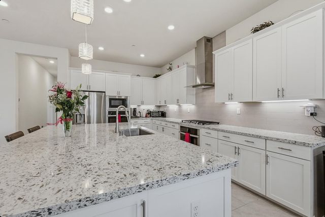 4691 Freesia Cir, Roseville, CA 95747