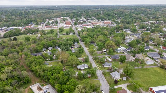 901 W Church Street, Ozark, MO 65721