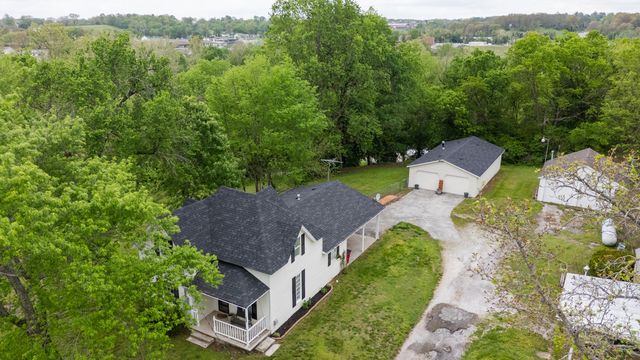 901 W Church Street, Ozark, MO 65721