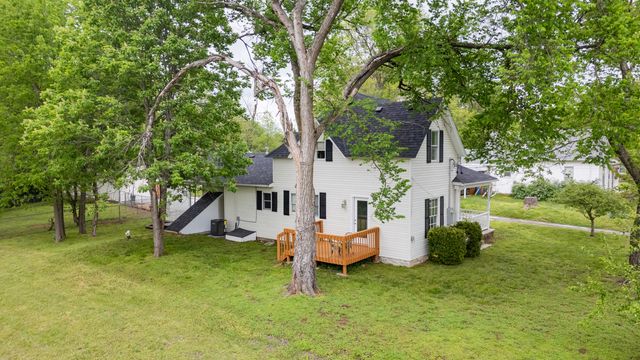 901 W Church Street, Ozark, MO 65721