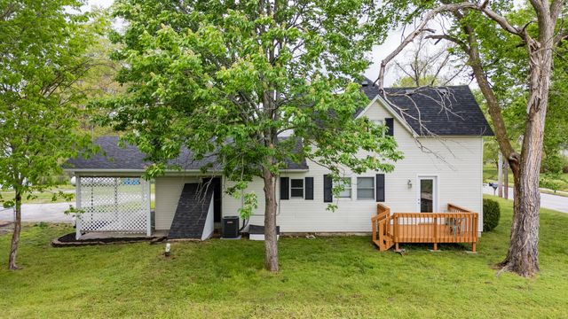 901 W Church Street, Ozark, MO 65721