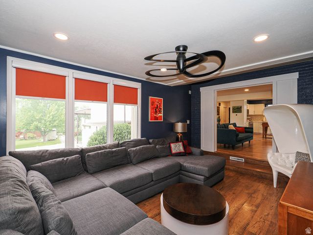 4601 S CREEKVIEW CIR, Murray, UT 84107