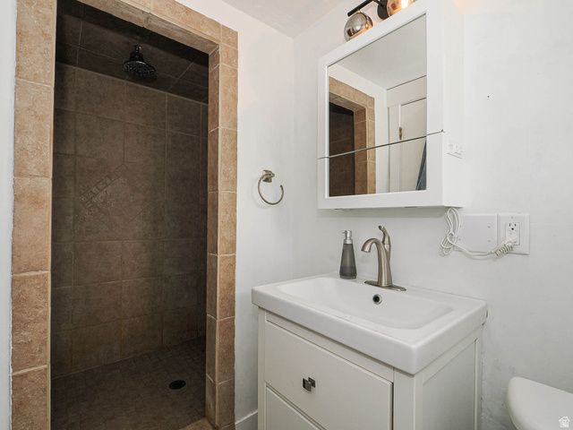 4601 S CREEKVIEW CIR, Murray, UT 84107