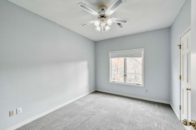 4778 S Bellhurst Avenue, Springfield, MO 65804