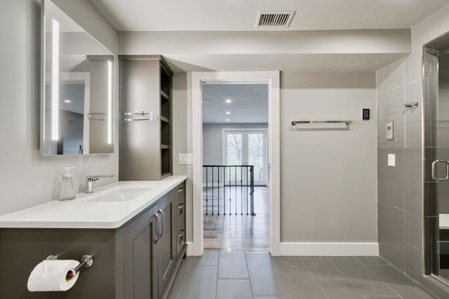 4778 S Bellhurst Avenue, Springfield, MO 65804