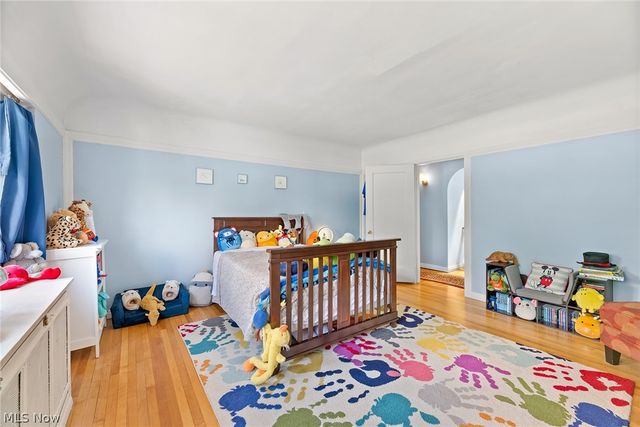 10416 Lake Avenue, Cleveland, OH 44102