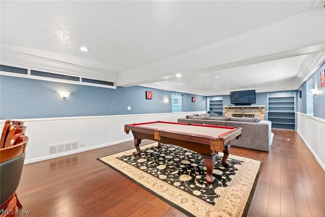 10416 Lake Avenue, Cleveland, OH 44102