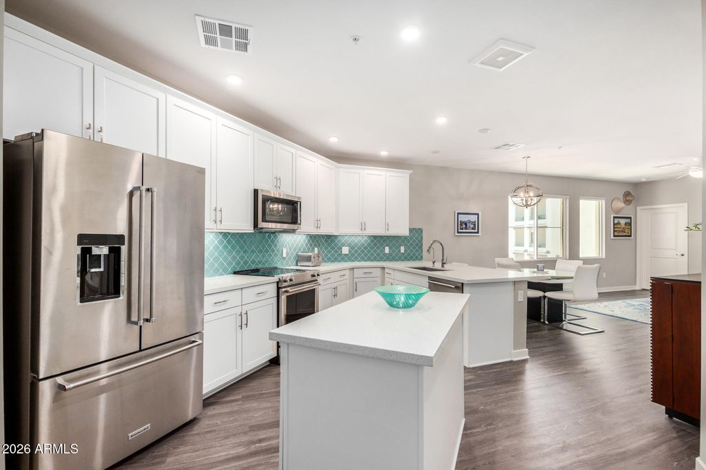 2511 W QUEEN CREEK Road 258, Chandler, AZ 85248