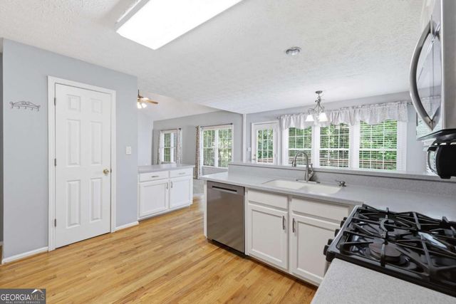 782 Rockfount Way, Lawrenceville, GA 30043