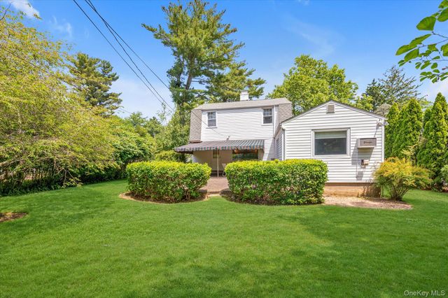 148 Princeton Street, Roslyn Heights, NY 11577