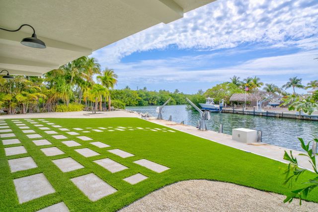 230 Biscayne Boulevard, Lower Matecumbe, FL 33036