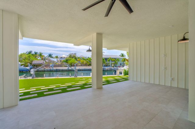 230 Biscayne Boulevard, Lower Matecumbe, FL 33036