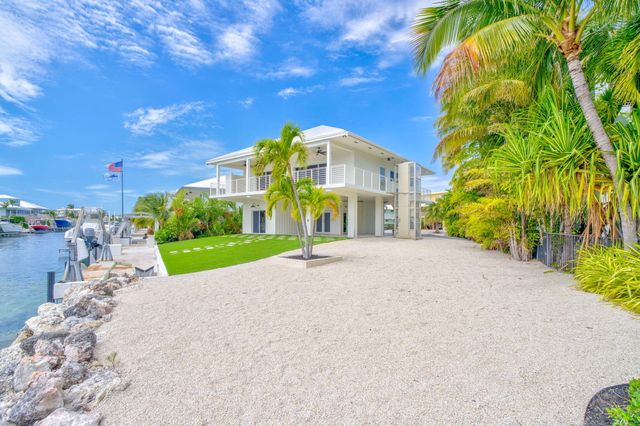 230 Biscayne Boulevard, Lower Matecumbe, FL 33036