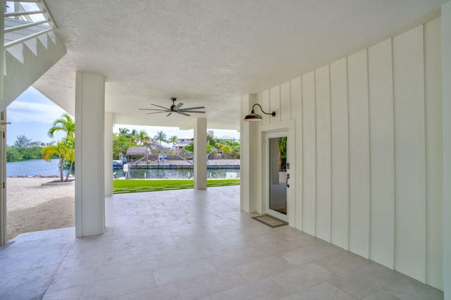 230 Biscayne Boulevard, Lower Matecumbe, FL 33036