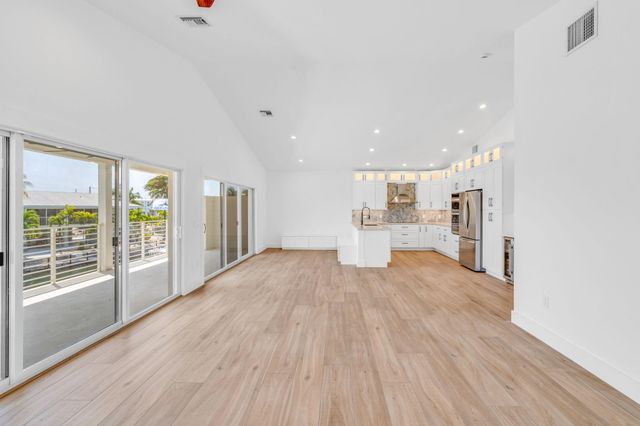 230 Biscayne Boulevard, Lower Matecumbe, FL 33036