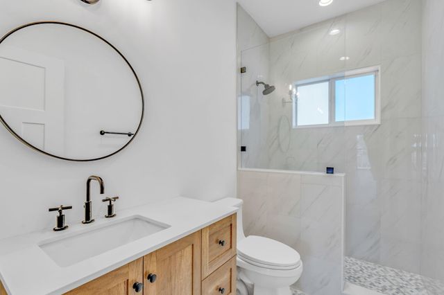 230 Biscayne Boulevard, Lower Matecumbe, FL 33036