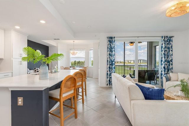 12180 WELLEN GOLF STREET 207, Venice, FL 34293