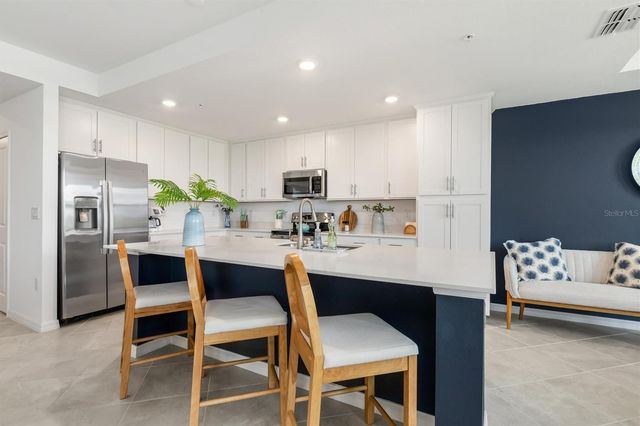 12180 WELLEN GOLF STREET 207, Venice, FL 34293