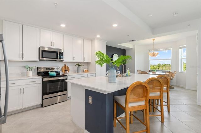 12180 WELLEN GOLF STREET 207, Venice, FL 34293