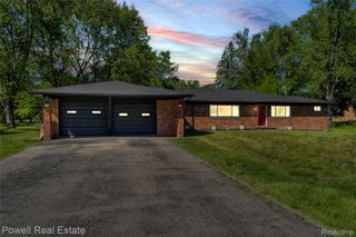24139 Philip Drive, Southfield, MI 48075