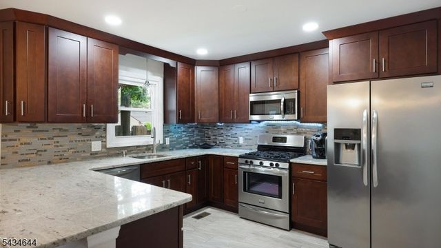 405 Martin Rd, Union Twp., NJ 07083