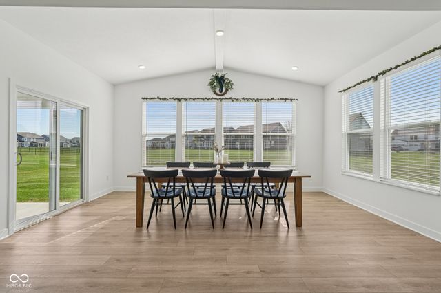 9091 Drakeswood Avenue, Mccordsville, IN 46055