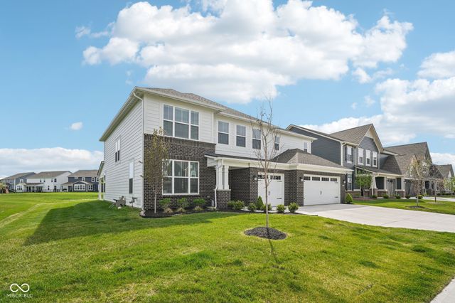 9091 Drakeswood Avenue, Mccordsville, IN 46055