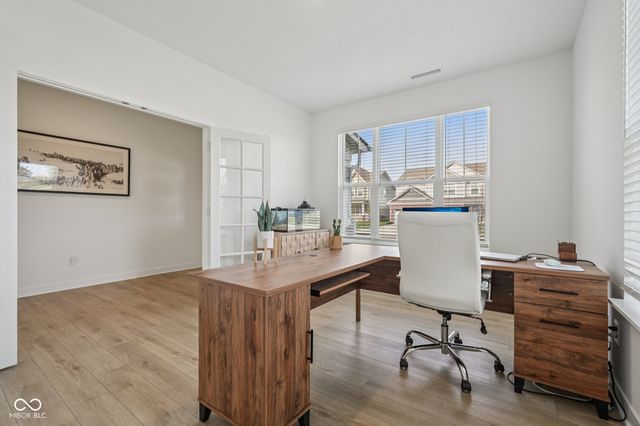 9091 Drakeswood Avenue, Mccordsville, IN 46055