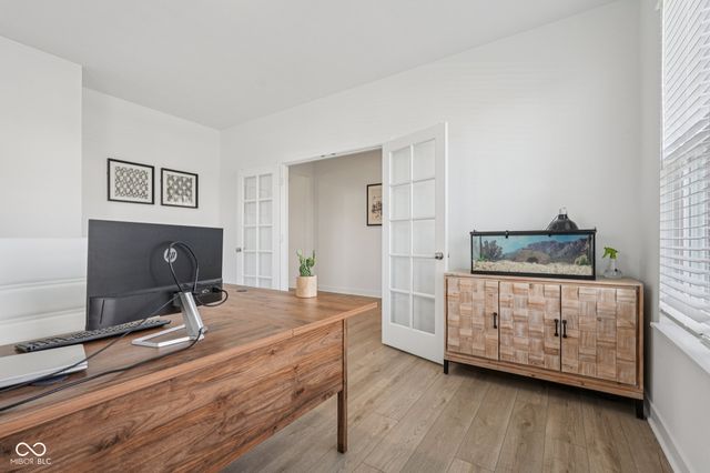 9091 Drakeswood Avenue, Mccordsville, IN 46055