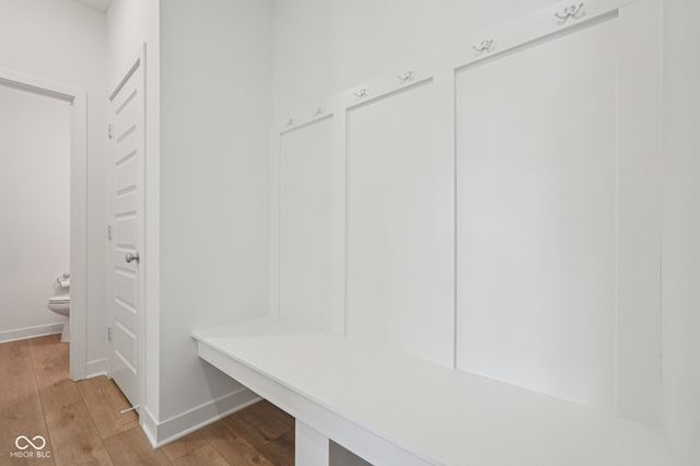 9091 Drakeswood Avenue, Mccordsville, IN 46055