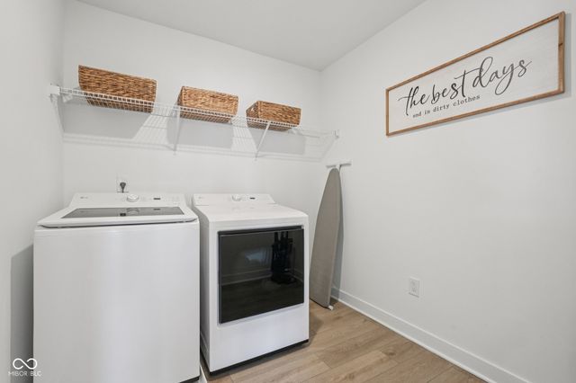 9091 Drakeswood Avenue, Mccordsville, IN 46055