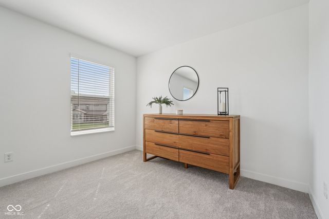 9091 Drakeswood Avenue, Mccordsville, IN 46055