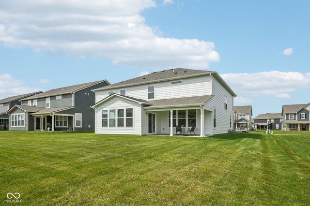 9091 Drakeswood Avenue, Mccordsville, IN 46055