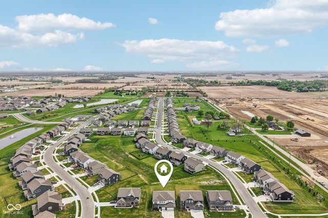 9091 Drakeswood Avenue, Mccordsville, IN 46055