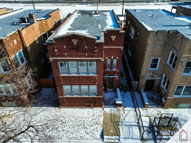 8237 S Green Street, Chicago, IL 60620