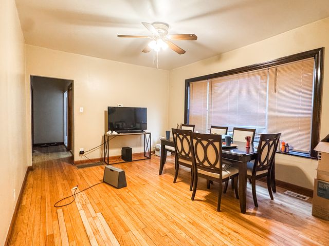 8237 S Green Street, Chicago, IL 60620