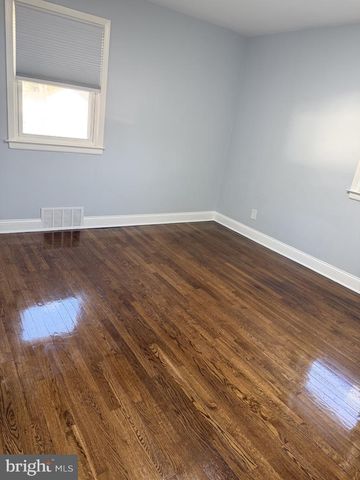 323 SAINT JAMES AVE, Cherry Hill, NJ 08002