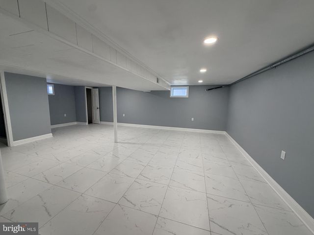 323 SAINT JAMES AVE, Cherry Hill, NJ 08002